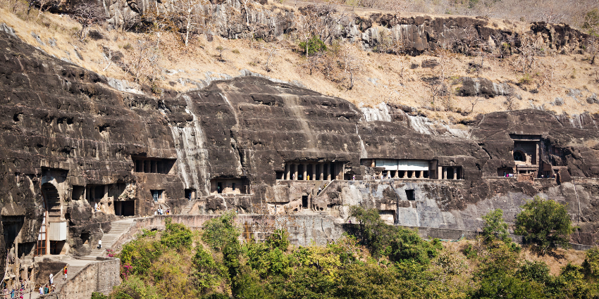 Las cuevas de Ajanta-arte budista bajo tierra