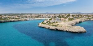 Porto Cristo: qué hacer, qué ver y cómo organizar tu día (con visita a las cuevas)